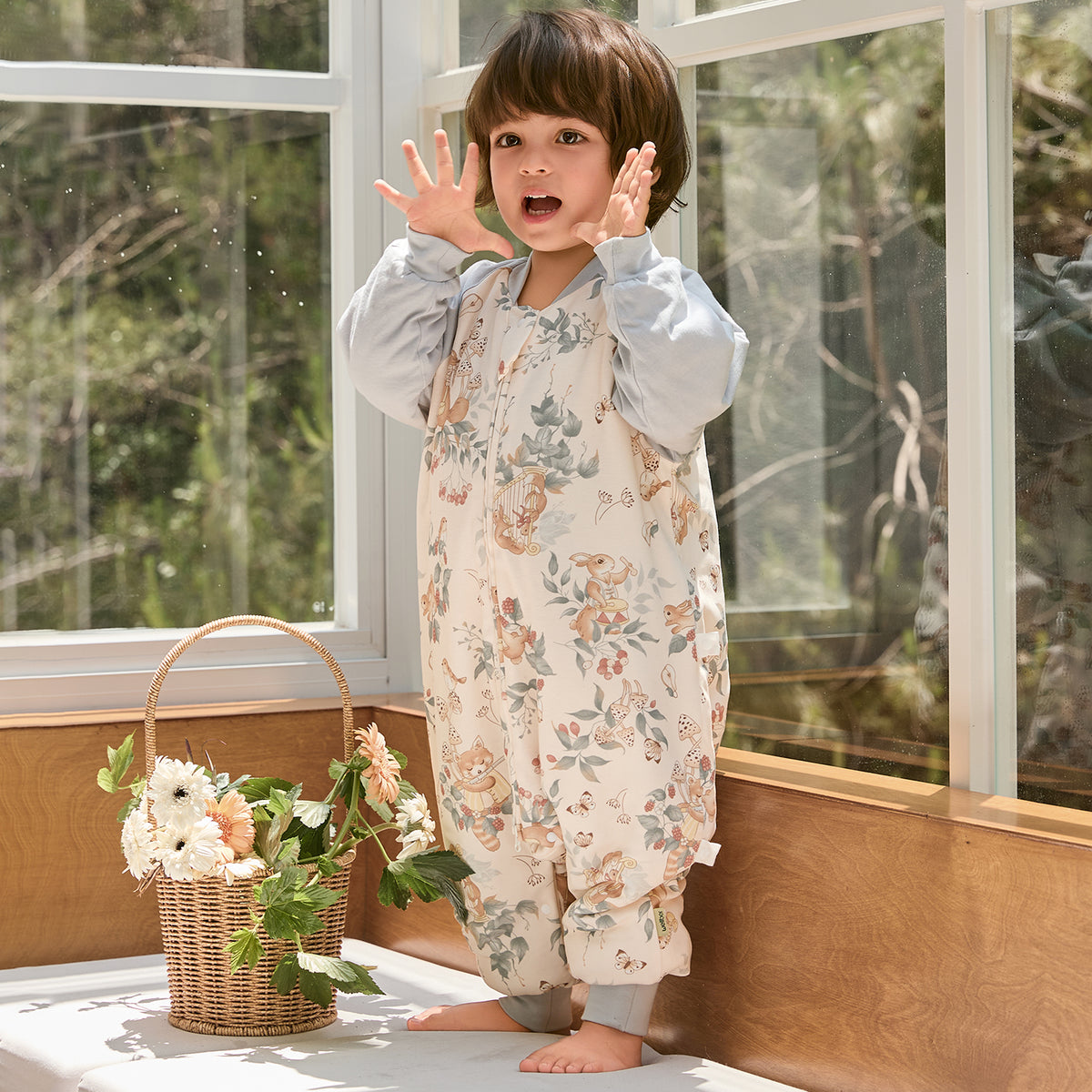 Interlock Contrast-Sleeve Split-Leg Sleep Sack