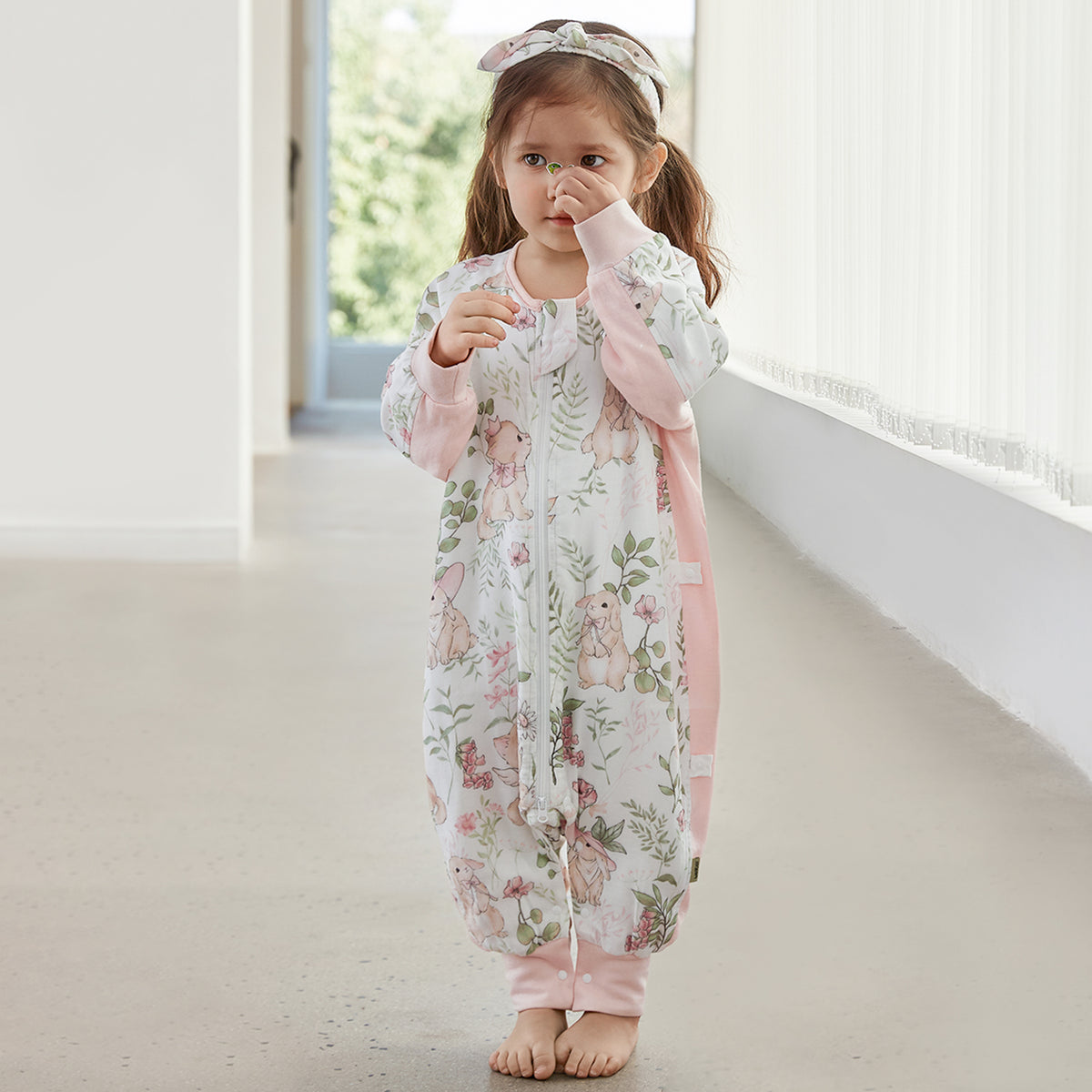 6-Layer Front 4-Layer Back Muslin Long Sleeve Split-Leg Sleep Sack