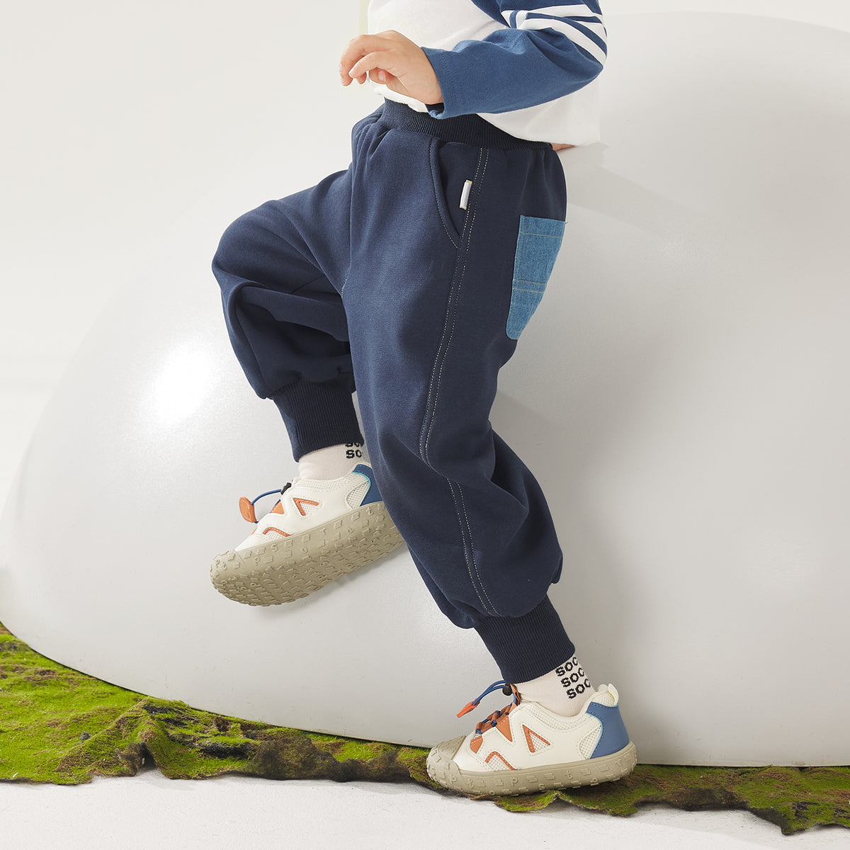 Knit Loose Color-Block Jogger Pants
